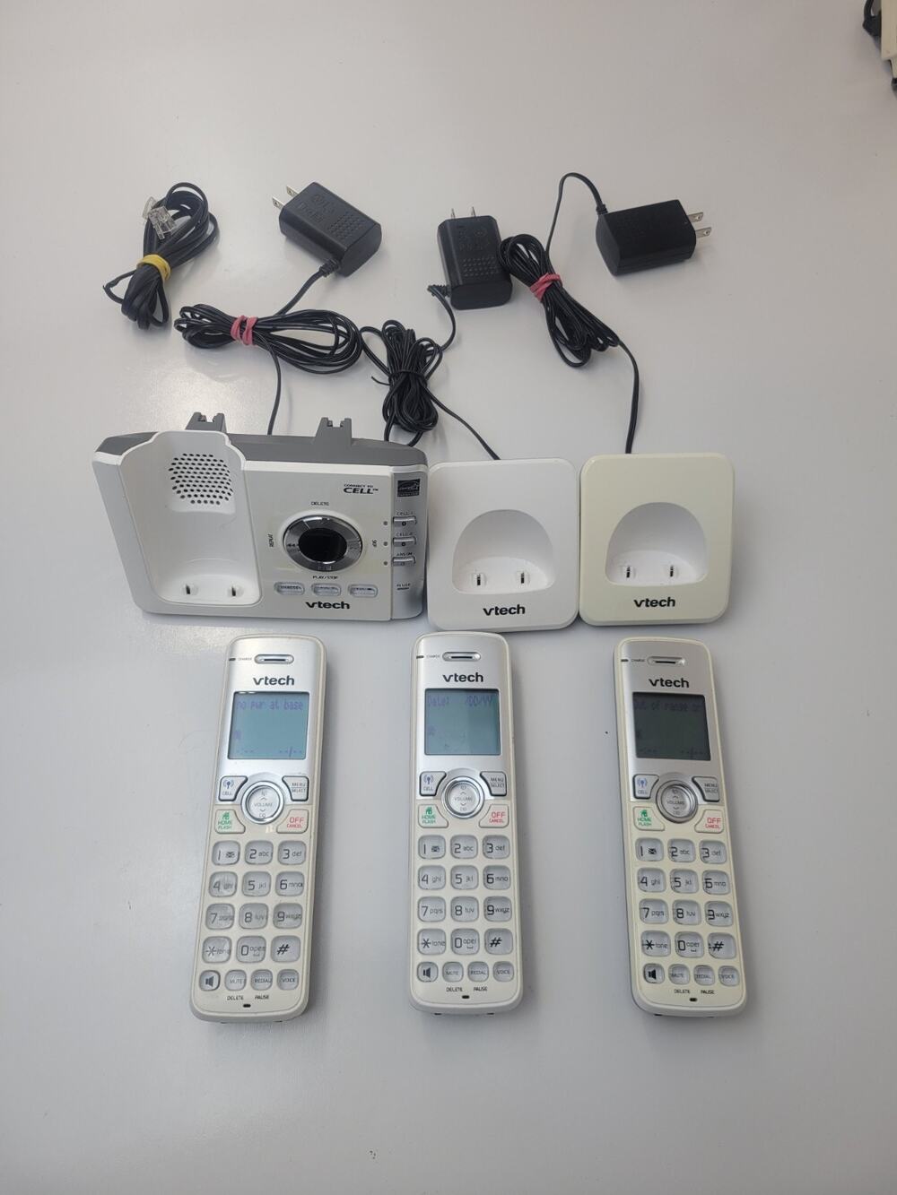 Cordless Phone VTech DS6722-3 Connect To Cell 3-Handset Digital Answering System
